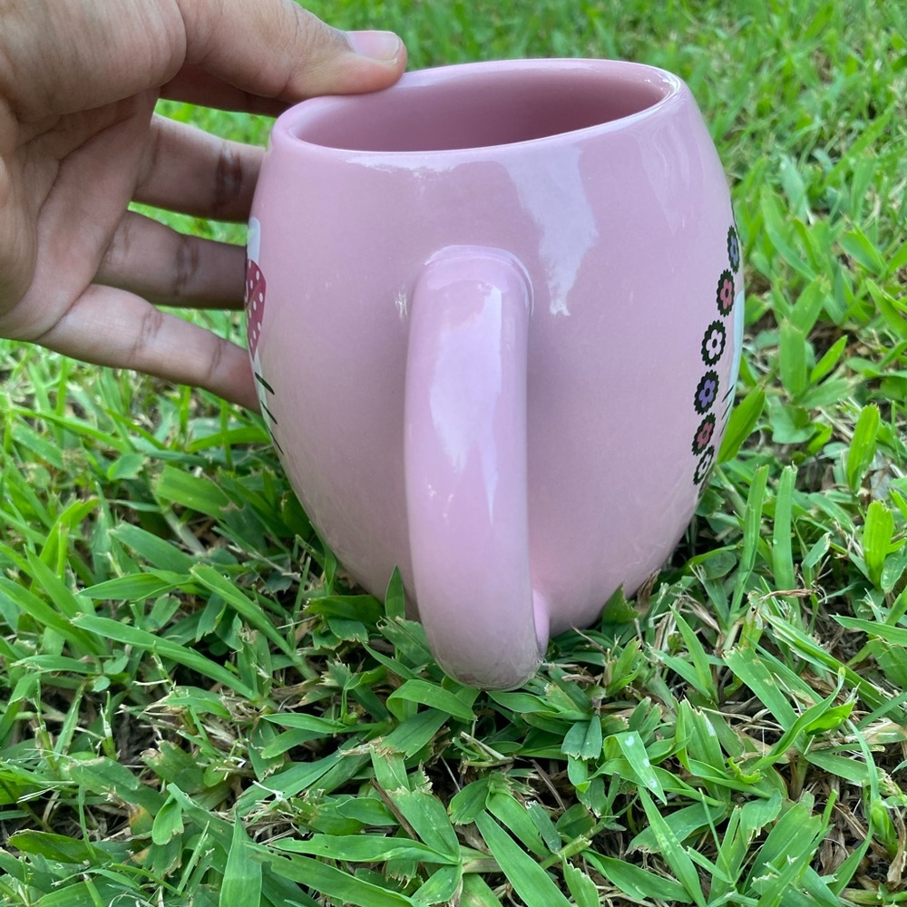 Hello Kitty Mug - Picture 8 of 8